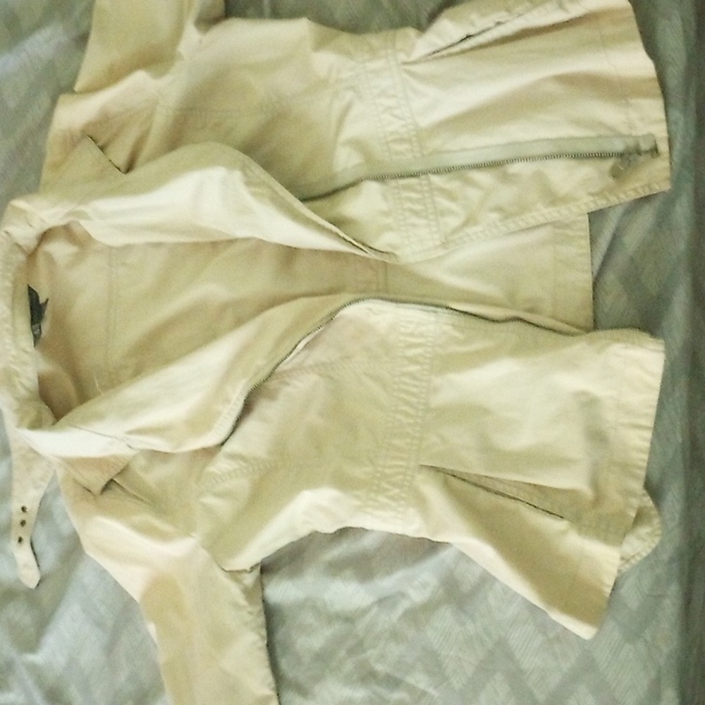 Creme jacket